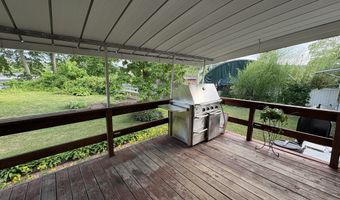 525 E Main St 33, Branford, CT 06405