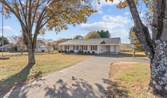 5435 Parris Bridge Rd, Boiling Springs, SC 29316