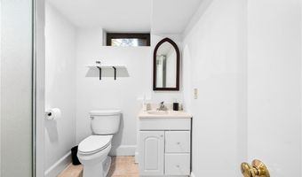 138 Carroll Ave, Newport, RI 02840