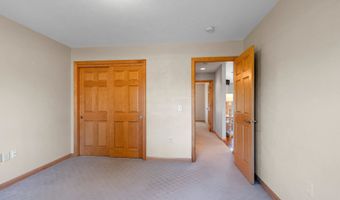 3561 GRAND MEADOWS Xing, Neenah, WI 54956