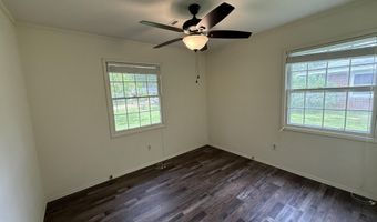 208 Shady Oak Dr, Aberdeen, MS 39730