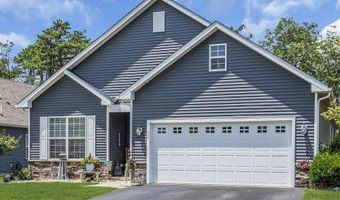 22 Flanders Dr, Barnegat, NJ 08005