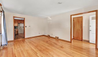 70 Sage Ave, Bridgeport, CT 06610