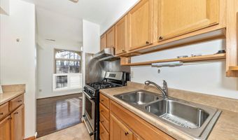 3316 WOODBURN VILLAGE Dr 12, Annandale, VA 22003
