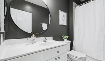 181 E REED Ave 201, Alexandria, VA 22305
