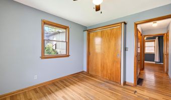 738 Sunset Dr, Bloomfield, IN 47424