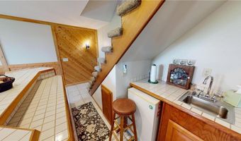 23371 650th Ave, Alden, MN 56009