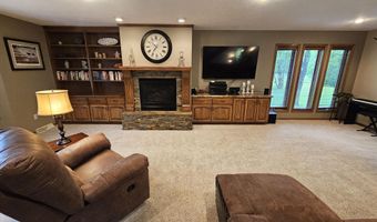 39081 Greenwood Ln, Aberdeen, SD 57401
