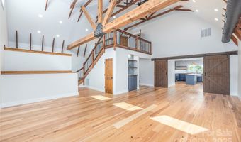 234 Erwin Hills Rd, Asheville, NC 28806