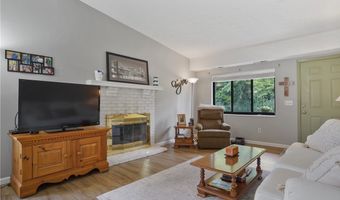 2695 Mull Ave B, Akron, OH 44321