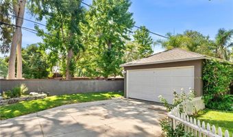 1956 N Roosevelt, Altadena, CA 91001