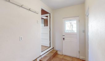 3040 Mackland Ave NE, Albuquerque, NM 87106