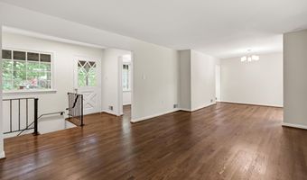 5133 RED FOX Dr, Annandale, VA 22003