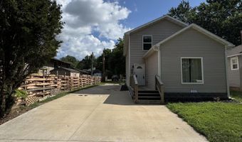 108 Jasper St, Aurora, MO 65605