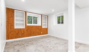107 Huckleberry Rd, North Kingstown, RI 02852