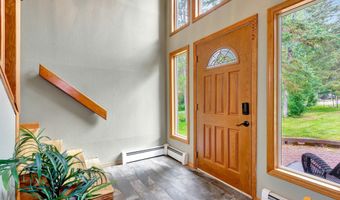 6402 Lone Tree Cir, Anchorage, AK 99507
