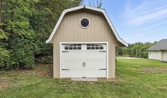 102 Chaudoin Dr, Angola, IN 46703
