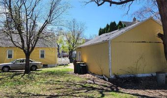 211 E 2nd St, Albert Lea, MN 56007