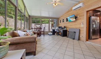 1825 HICKORY Ln, Atlantic Beach, FL 32233