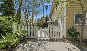 717 Porter Rd, Fallbrook, CA 92028