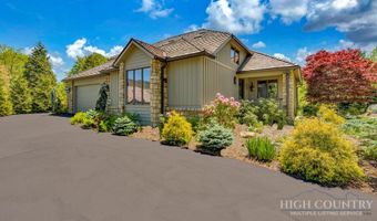 30 Crestview Ln, Banner Elk, NC 28604