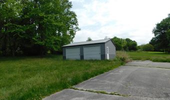 823 Hidden Acres Dr, Bedford, IN 47421