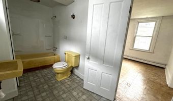 127 Dewey St, Bennington, VT 05201
