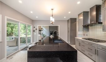 5344 Nashua Dr, Austintown, OH 44515