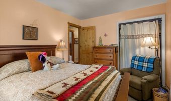 33893 Redgate Dr, Bigfork, MT 59911