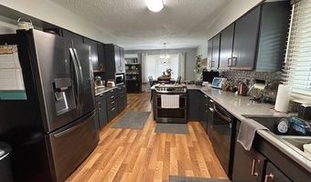221 1st E St, Bottineau, ND 58318