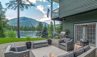 512 River Dr, Clark Fork, ID 83811