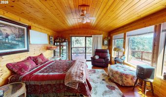 19921 WHALESHEAD Rd U6, Brookings, OR 97415