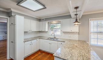 263 Fairlane Dr, Spartanburg, SC 29307