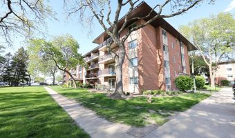 2230 S Goebbert Rd 139, Arlington Heights, IL 60005