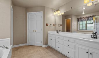 2204 Northridge Dr, Arkadelphia, AR 71923