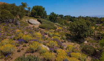 28306 Crescent Hill Way, Escondido, CA 92026