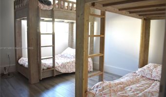 9940 W Bay Harbor Dr 6D-N, Bay Harbor Islands, FL 33154