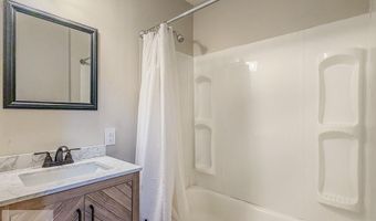 205 Pamela Dr, Allenhurst, GA 31301