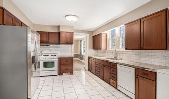 318 Cutler St, Allegan, MI 49010