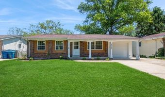 2362 Wesbriar Ct, Maryland Heights, MO 63043