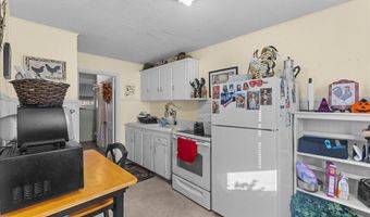 94 E BROWNING Rd, Bellmawr, NJ 08031