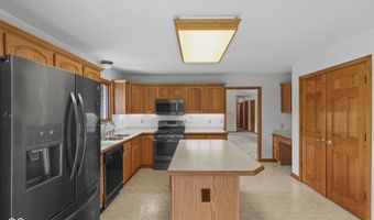 5591 Royal Troon Way, Avon, IN 46123