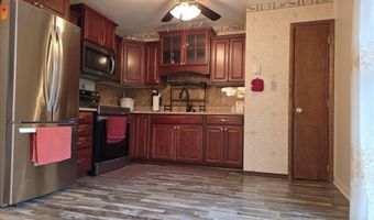 1977 Sun Valley Dr, Blakeslee, PA 18610