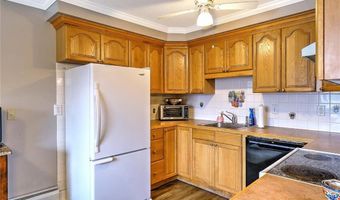 583 Pocasset Ct, Warwick, RI 02886