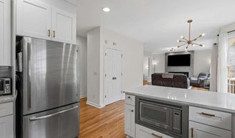 7260 Fawn Lake Dr, Alpharetta, GA 30005