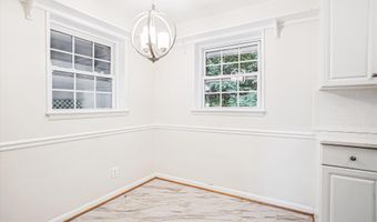 7116 WAYNE Dr, Annandale, VA 22003