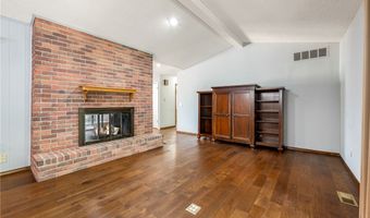 9 Lawson Ln, Bella Vista, AR 72715