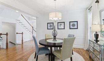 1812 Adagio Dr, Alpharetta, GA 30009