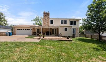 603 Rue Montand Dr, Ballwin, MO 63011