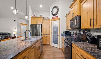 8436 E Snowy Ln, Athol, ID 83801